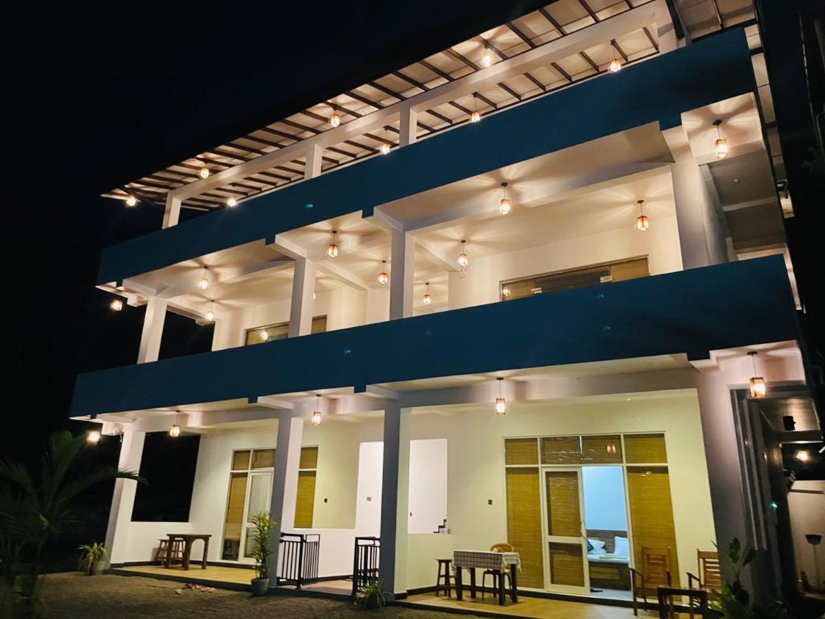 Dk Zur Einkehr Hotel Ahangama Kültér fotó